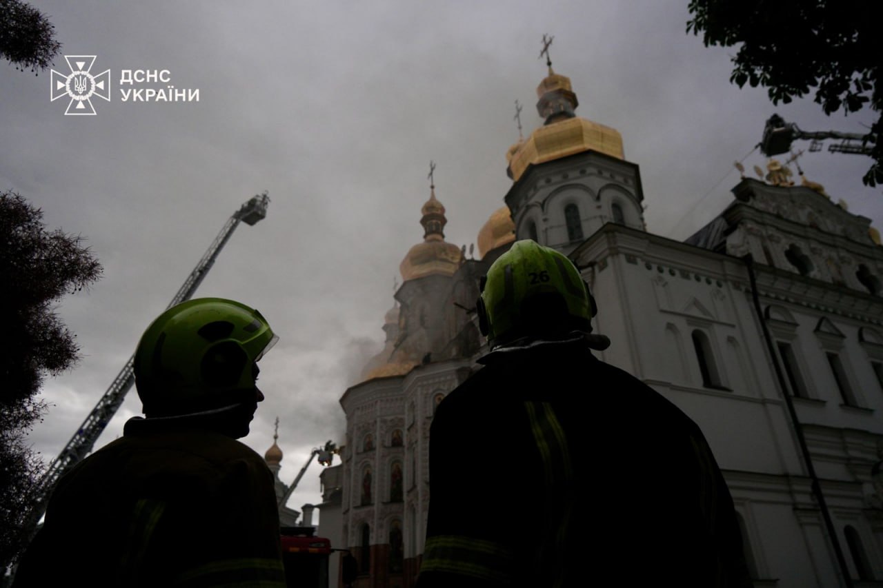 Масована ракетно-дронова атака по Україні в ніч на 15 червня