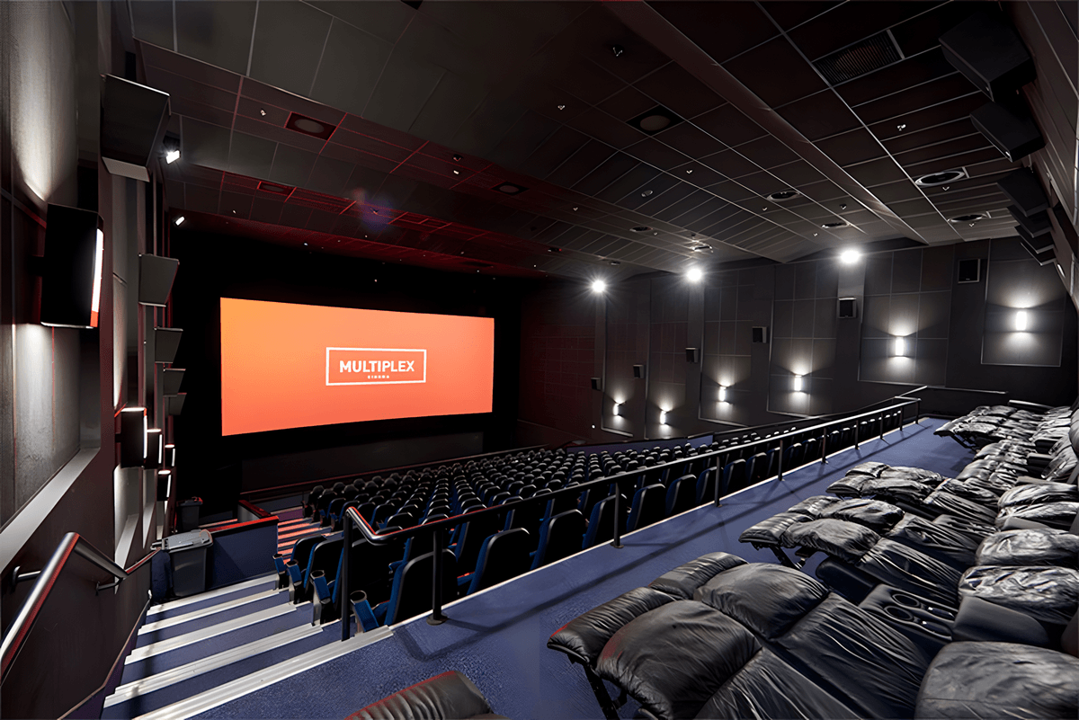 Кінотеатр Multiplex у Дніпрі в ТРЦ “Караван” призупиняє роботу