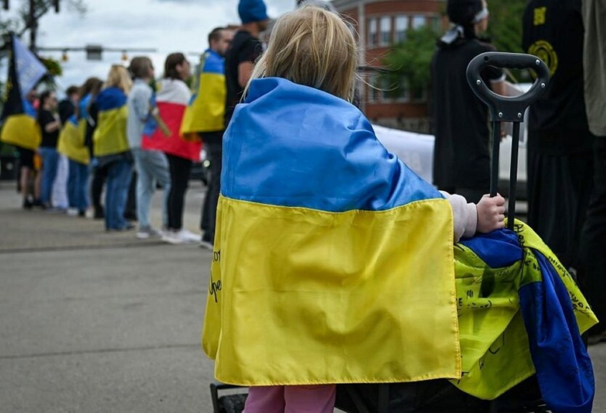 Українці у Польщі мають оновити дані PESEL до 31 серпня 2026