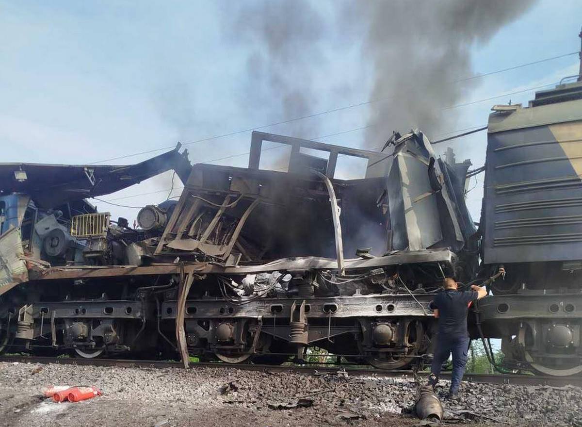 В Дніпропетровській області ворожий безпілотник пошкодив локомотив поїзда