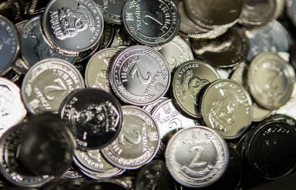 НБУ випустив срібну монету 10 грн на честь захисників України