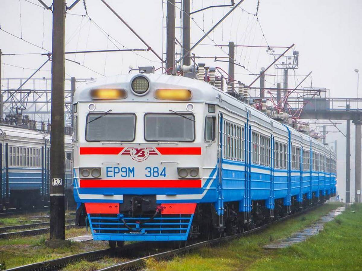 Зміни у розкладі електричок у Дніпрі та області з 17 жовтня